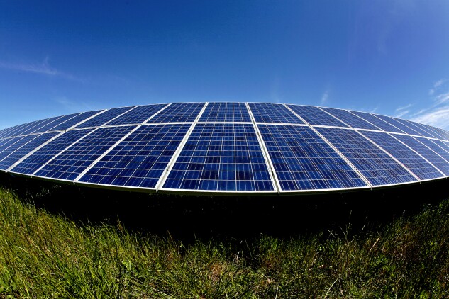 PG&E's Vaca-Dixon 2 megawatts (MW) Solar Station, utilizes nearly 9,700 ground mounted solar panels, in Vacaville, Calif., on April 30, 2010.