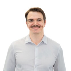 Jon Meltzer headshot