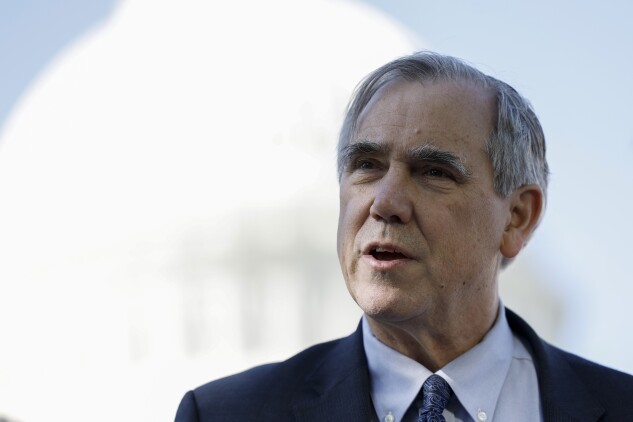 Oregon Senator Jeff Merkley (D) is fighting proposed closures of Fish and Wildlife Service offices, National Park Service offices, and a US Geological Survey laboratory.