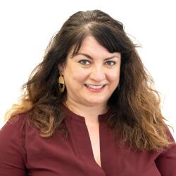 Kellie Lunney headshot
