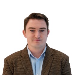 Jordan Fischer headshot