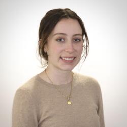 Erin Slowey headshot