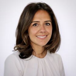 Golriz Chrostowski headshot
