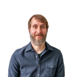Robert Iafolla headshot