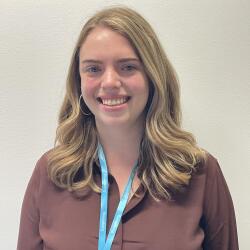 Jacqueline Thomsen headshot