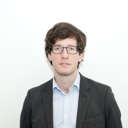 Andrew Oxford headshot